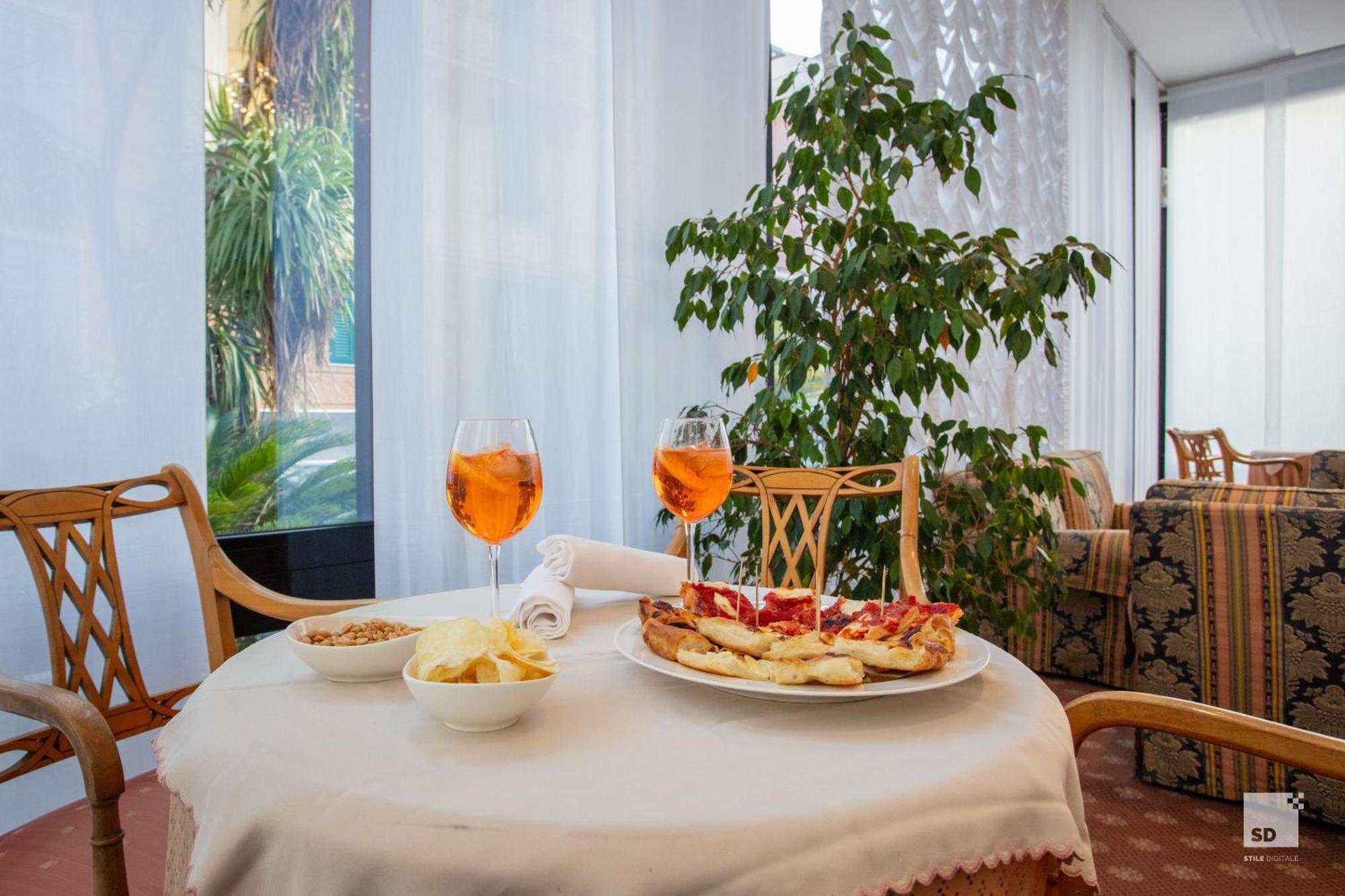 Elena Hotel